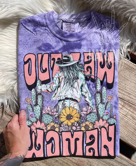 Outlaw Woman Tee