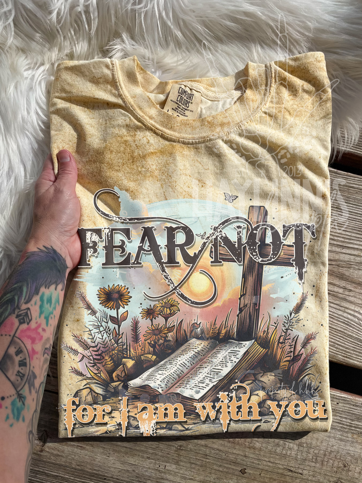 Fear Not for I Am with You Tee