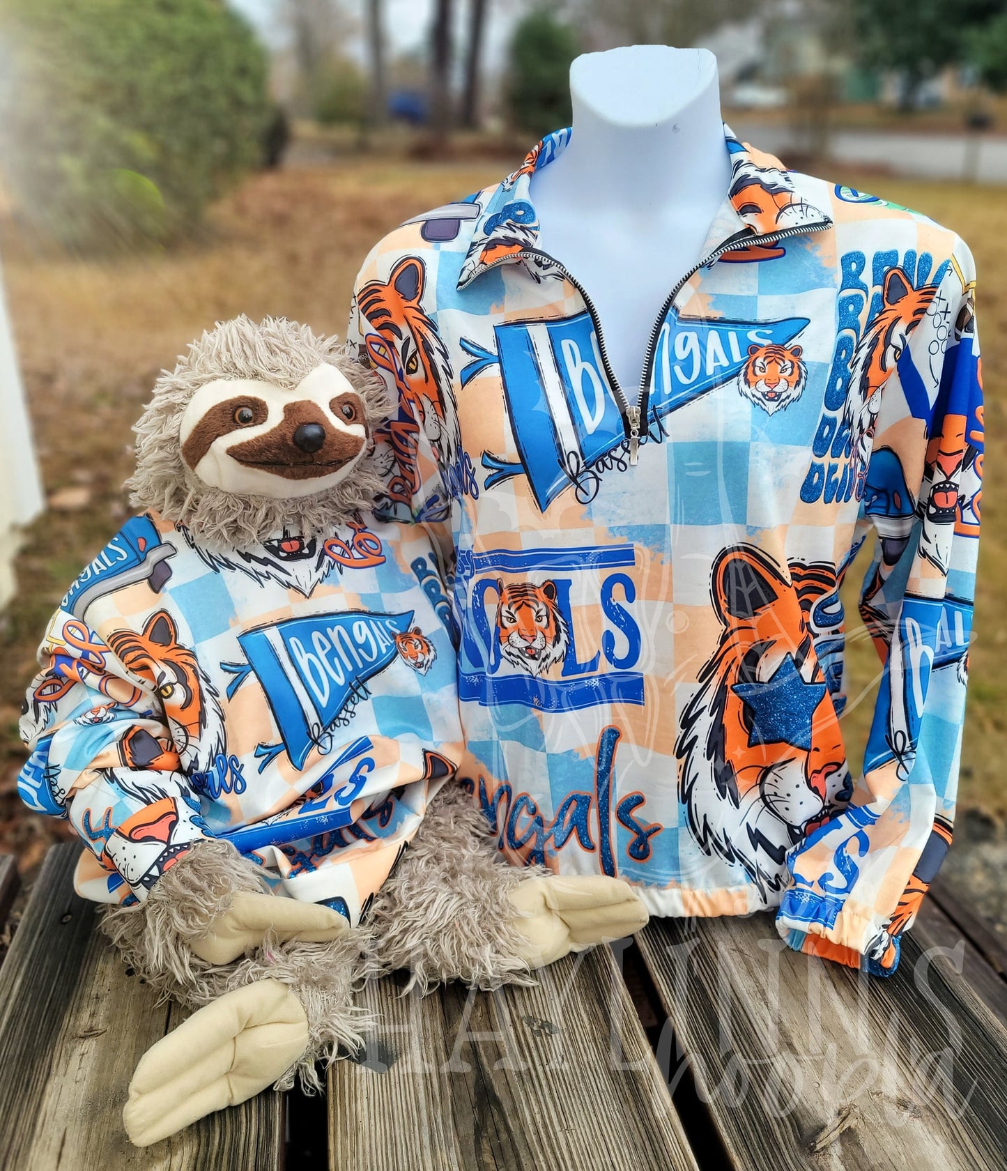 EXCLUSIVE Collaged Game Day Pullover